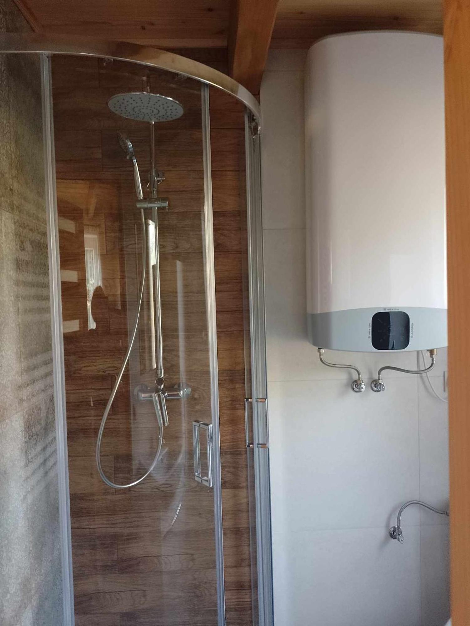 Nad Stawem Siemuszowa Apartment *